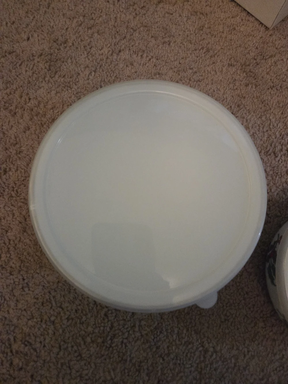 Vintage Enamel Stackable Holiday Holly Mixing Bowls with Lids - White and Green